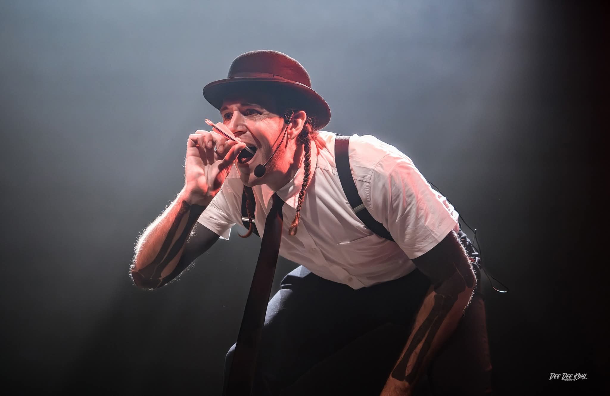 Odd Corey performance photo 12